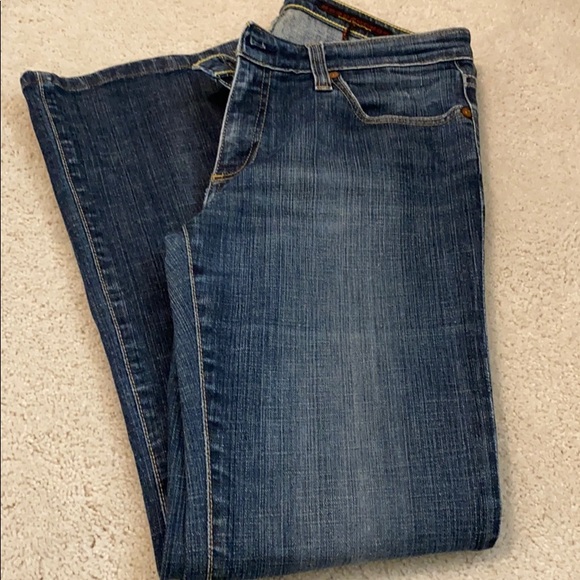 Distressed boot cut jeans - Picture 2 of 2